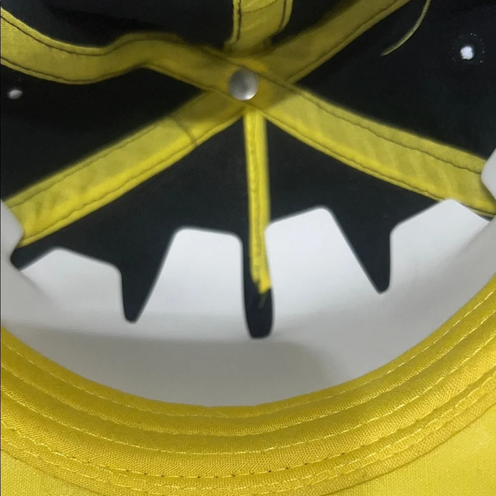 NWT - Youth Batman Logo Cap - Picture 6 of 7